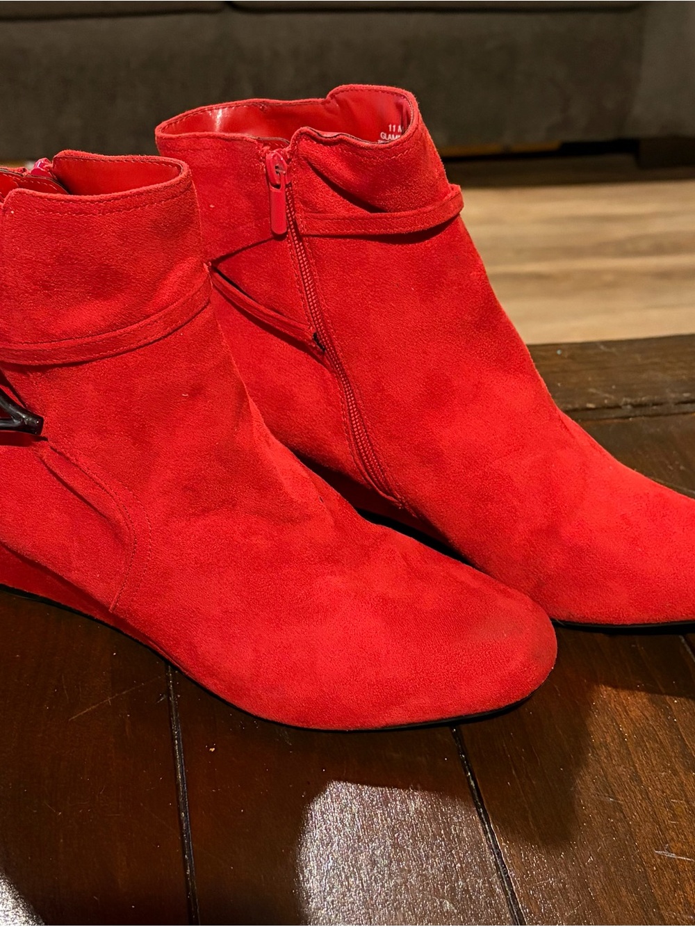 IMPO Red Suede Wedge Ankle Booties Size 11 – Y2K Statement Boots